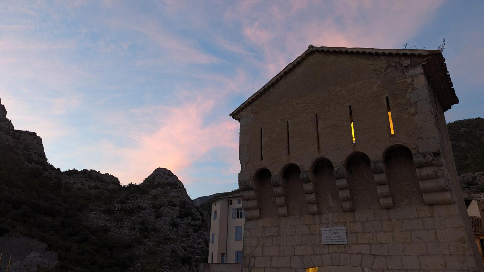 Les Gites D'Intervalles Entrevaux Exterior foto